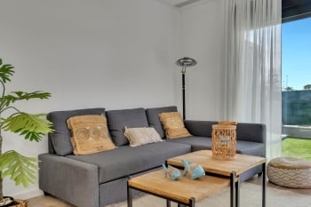 Moderna joya en Jávea, 2 dorm, piscina, garaje y terraza