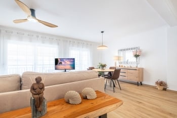 Javea Port Gem: Modern 2BR steps to the Beach · Jávea