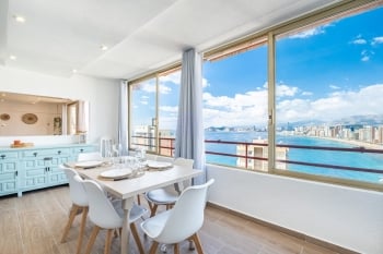 Impresionantes vistas al mar en Levante, 2 dorm y piscina
