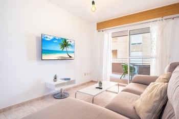Playa y piscina en Dénia, piso moderno cerca del puerto