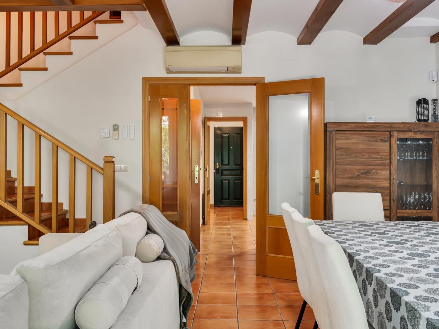 A pasos del Arenal, 4 dorm, piscina y garaje