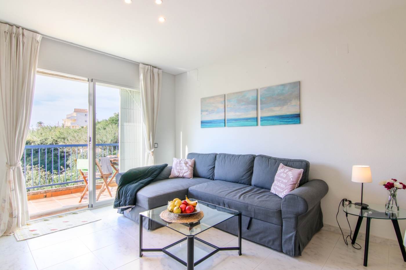 Altaia, vida costera con piscina y parking
